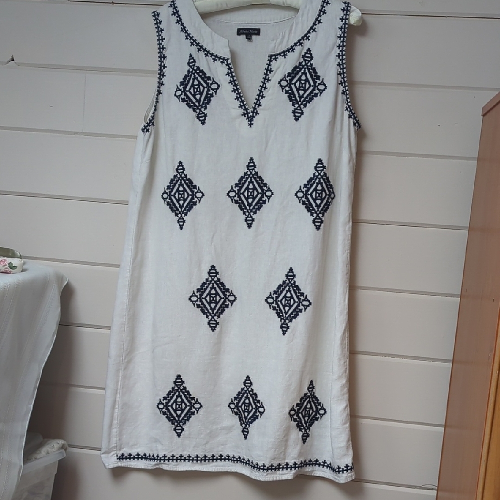 Linen/Viscose White Midi Dress with Navy Blue Embroidery Pattern